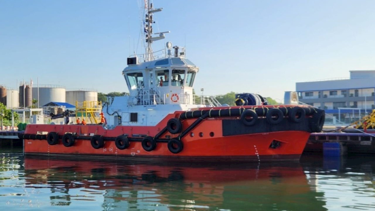 Singapore Launches First ABB-Powered Fully Electric Harbor Tug PXO-ACE-1