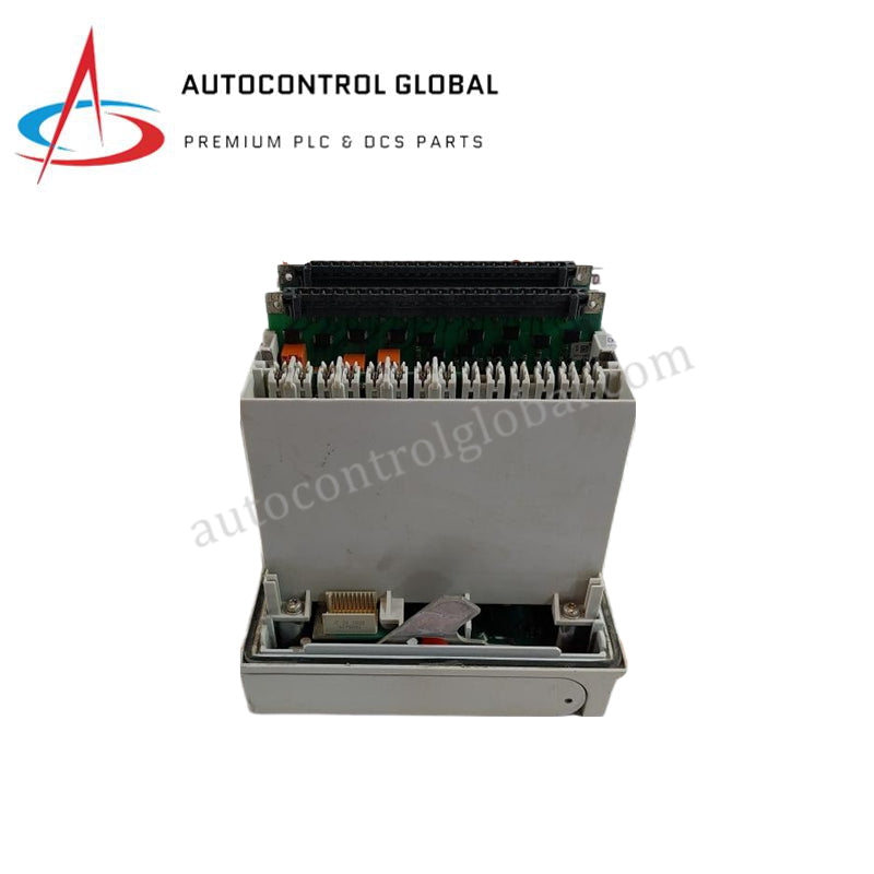 REM615E_D Contrôleur de protection moteur ABB Relion IED