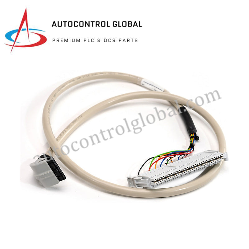 Allen-Bradley Série 1492 Câble d'entrée/sortie pré-câblé 1492-CABLE025N3
